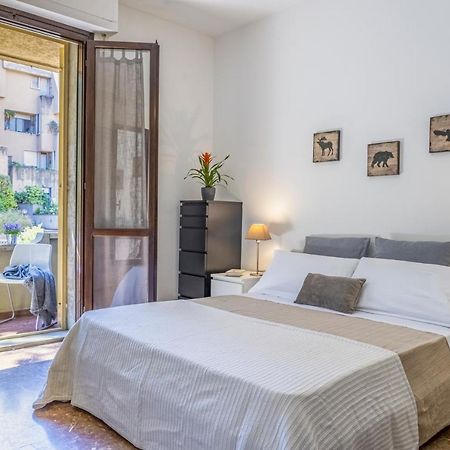 Cozy Roman Apartment With Parking Флоренция Экстерьер фото